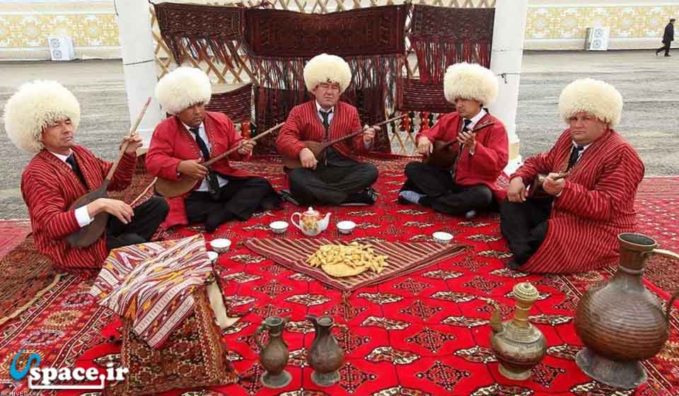 لباس محلی ترکمنی - گنبد کاووس